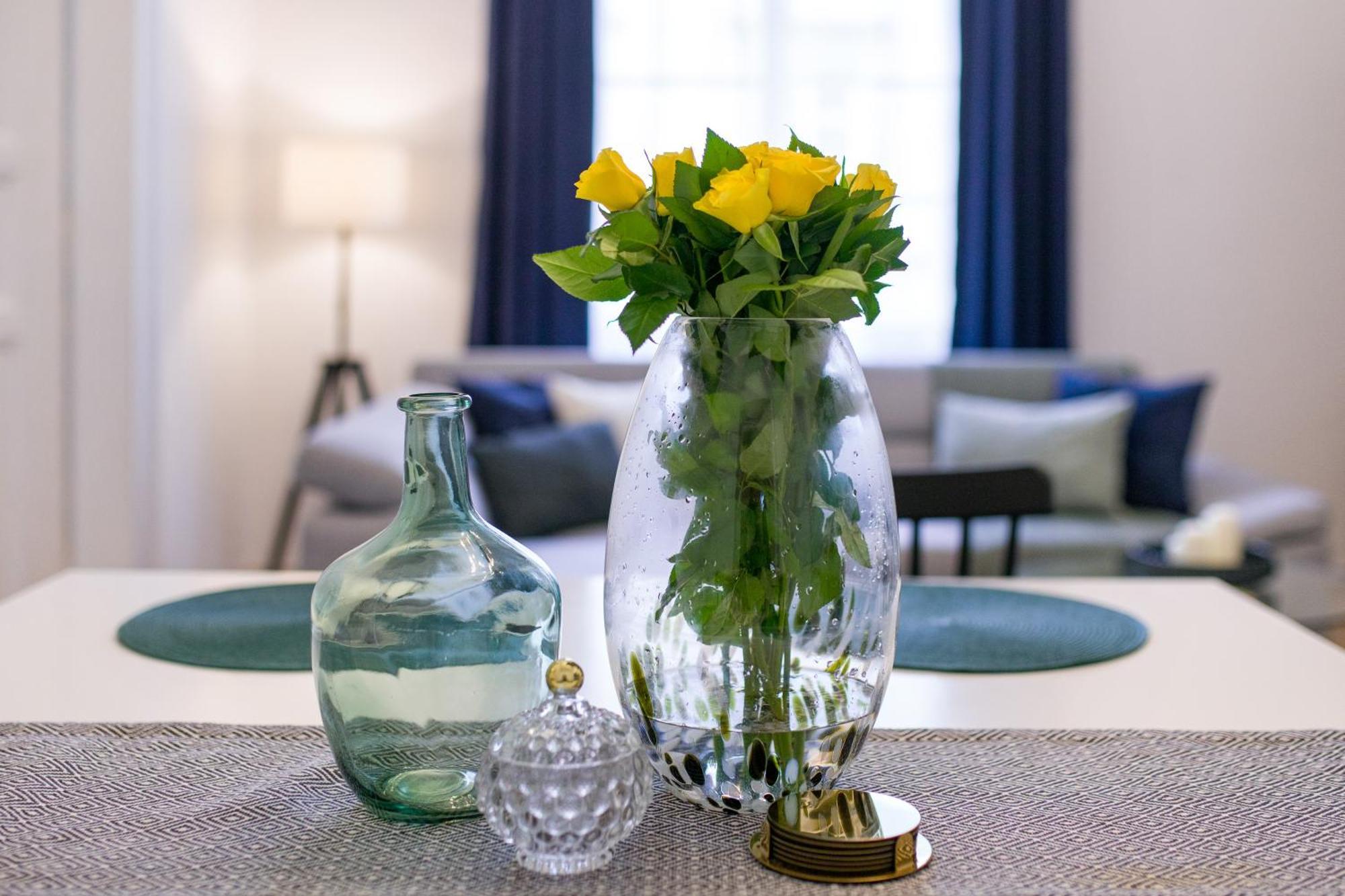 Wawelove Spacious 3 Bedroom Apt 1 Min To Main Sq! Krakow Bagian luar foto